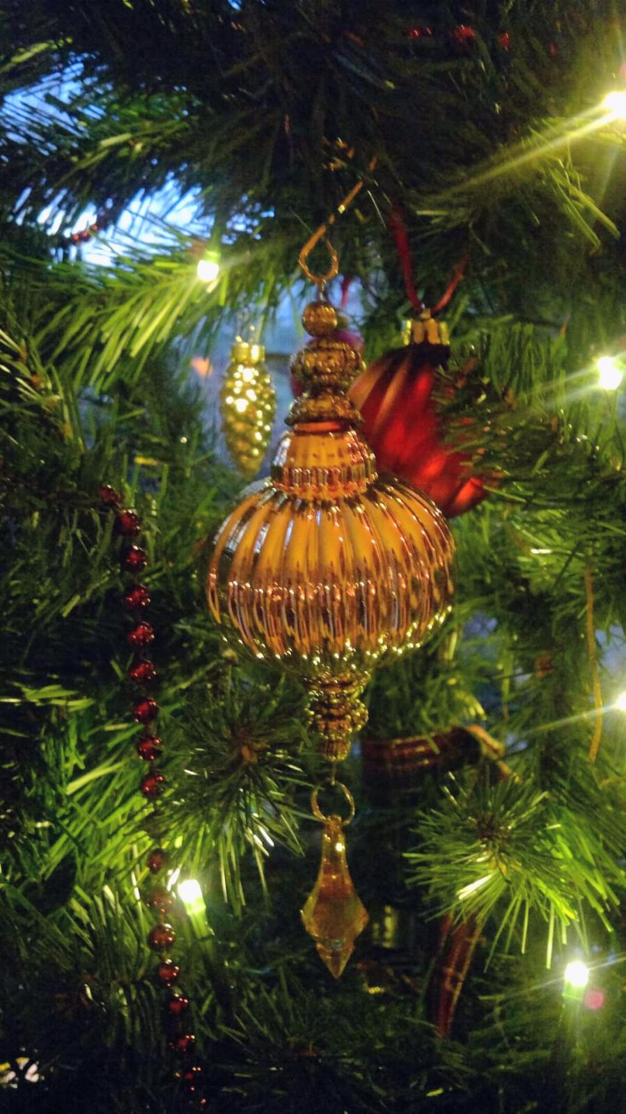 Afbeelding bij nieuwsbericht: Gezocht Kerst elfjes:  helpende handen voor de komende kerstperiode bij de Kringloop Leusden